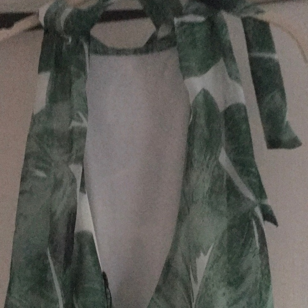 Sentimental new jumpsuit - Picture 8 of 11